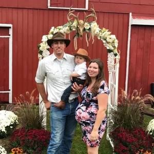 Meet your Posher, Maxine